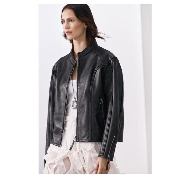 Zara zippered leather jacket ZW collection - Picture 8 of 11